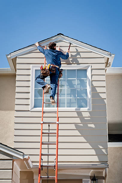 How To Choose The Right Materials for Your Siding Installation in 'Queen City, TX